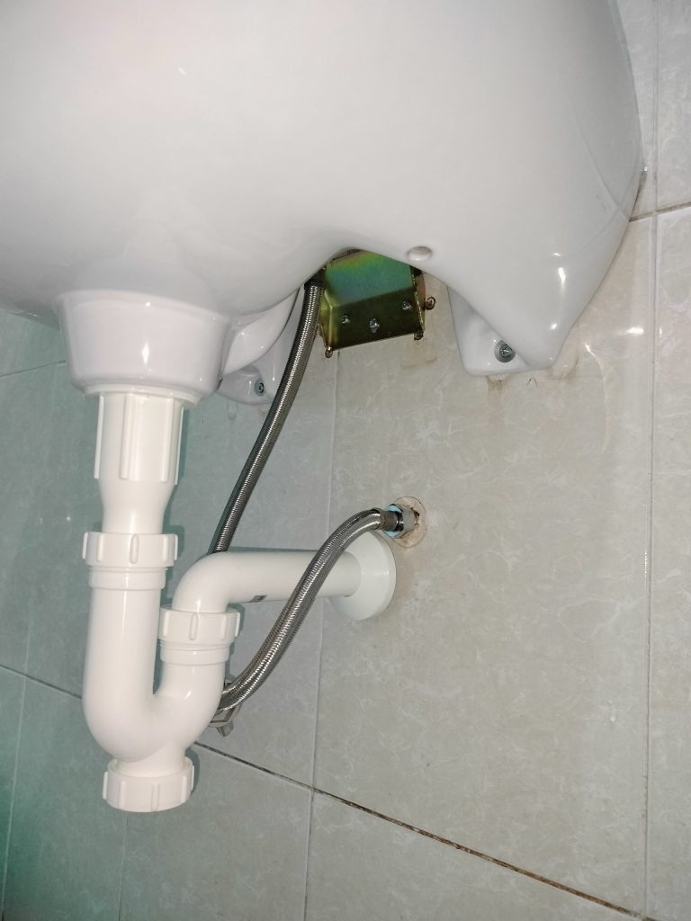 dây cấp nước vòi lavabo vòi bếp
