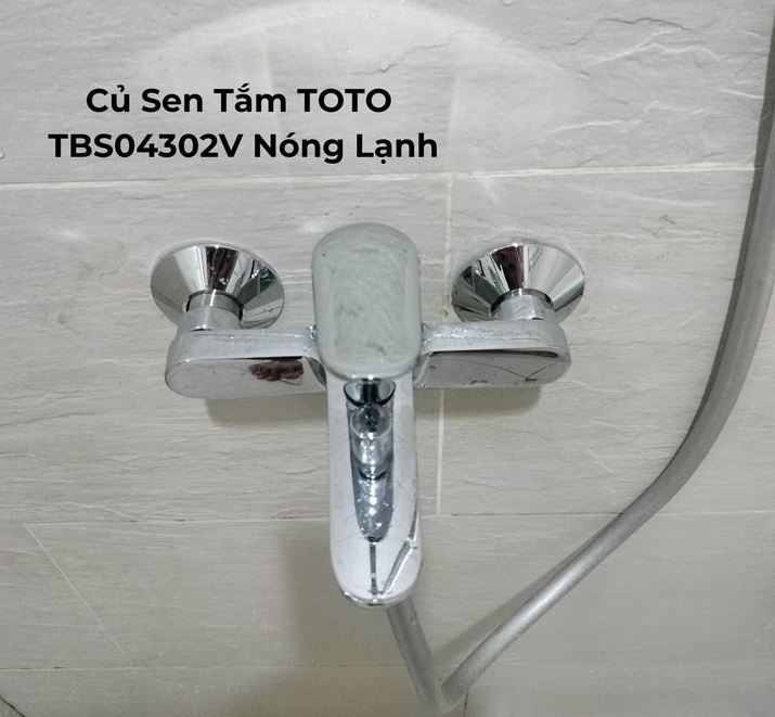 nước nóng lạnh sen tắm TOTO